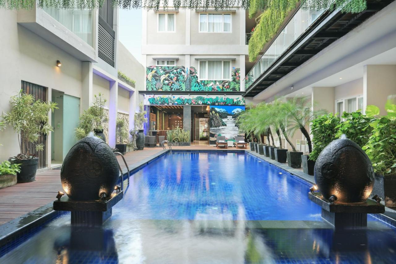 Ohana Hotel Kuta Кута Екстериор снимка