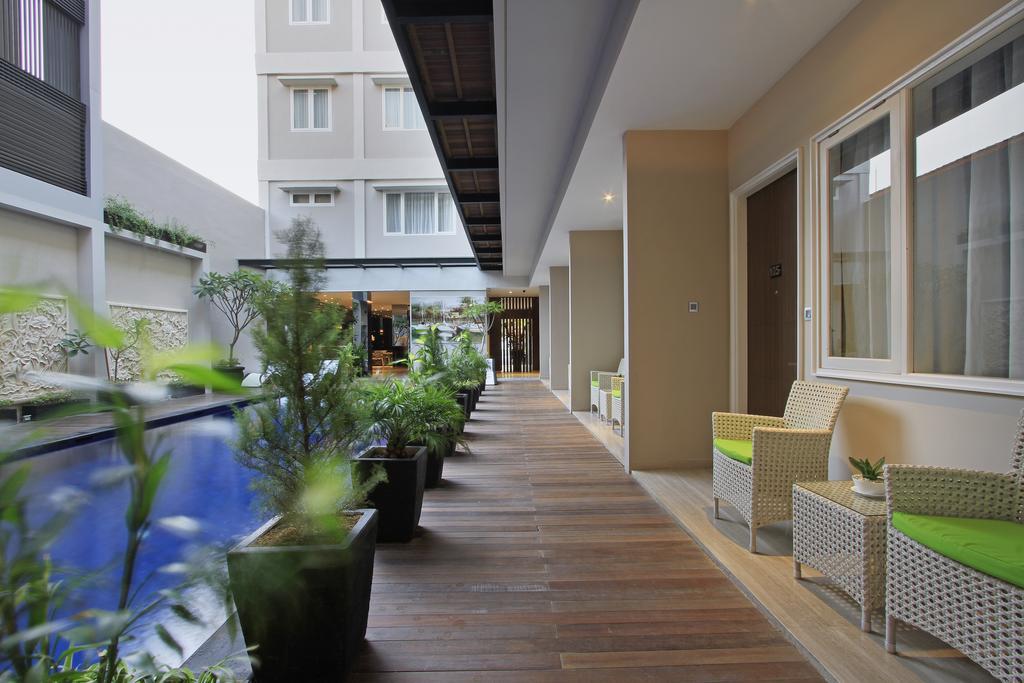 Ohana Hotel Kuta Кута Екстериор снимка