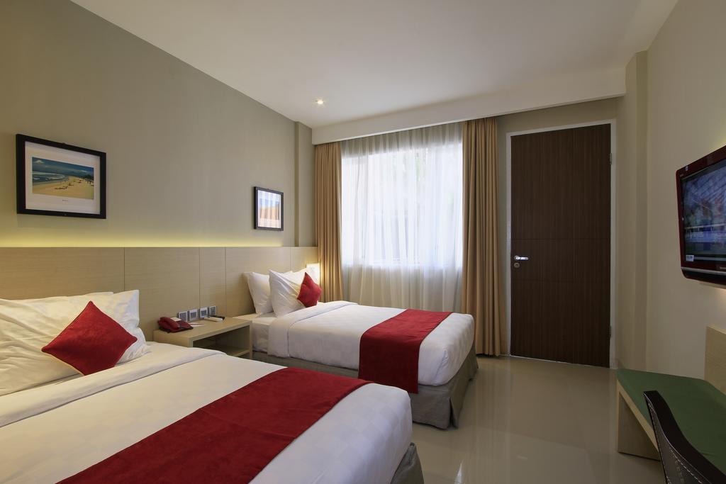 Ohana Hotel Kuta Кута Екстериор снимка