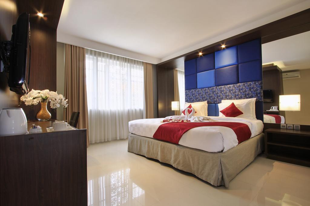 Ohana Hotel Kuta Кута Екстериор снимка