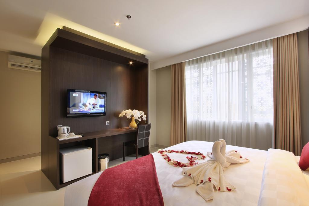 Ohana Hotel Kuta Кута Екстериор снимка