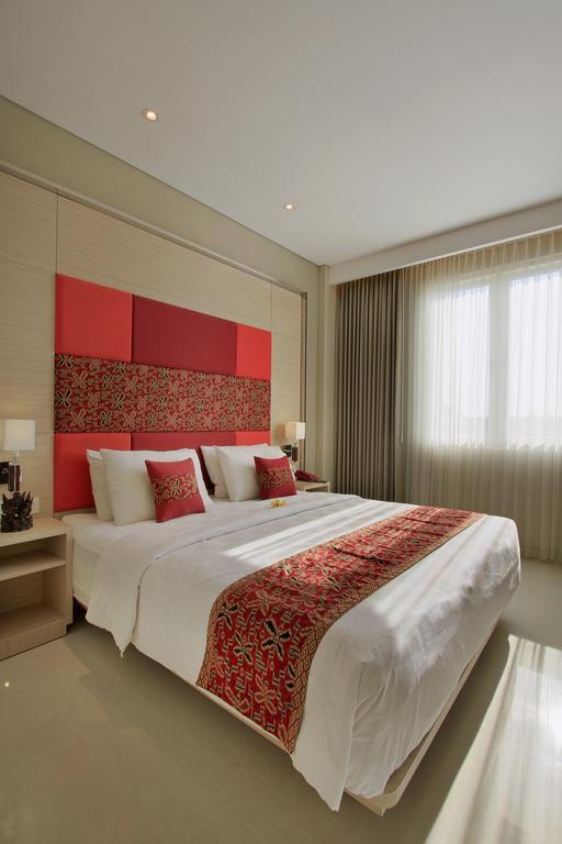 Ohana Hotel Kuta Кута Екстериор снимка