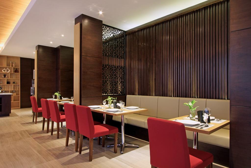Ohana Hotel Kuta Кута Екстериор снимка