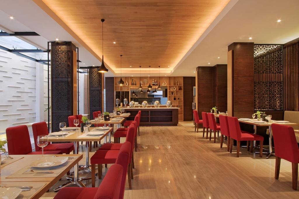 Ohana Hotel Kuta Кута Екстериор снимка