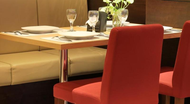 Ohana Hotel Kuta Кута Екстериор снимка
