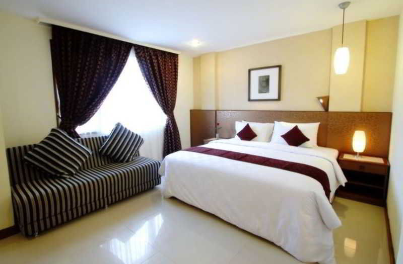 Ohana Hotel Kuta Кута Екстериор снимка